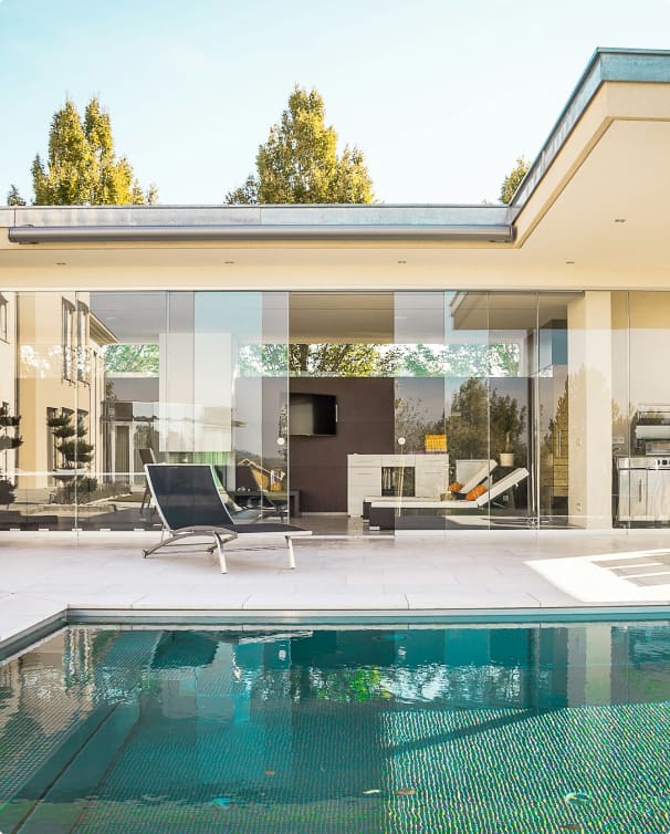 Luxury-experiece-stock.jpg